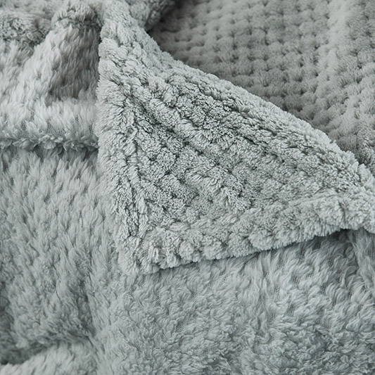 Di quale mercato ha bisogno una coperta di flanella?